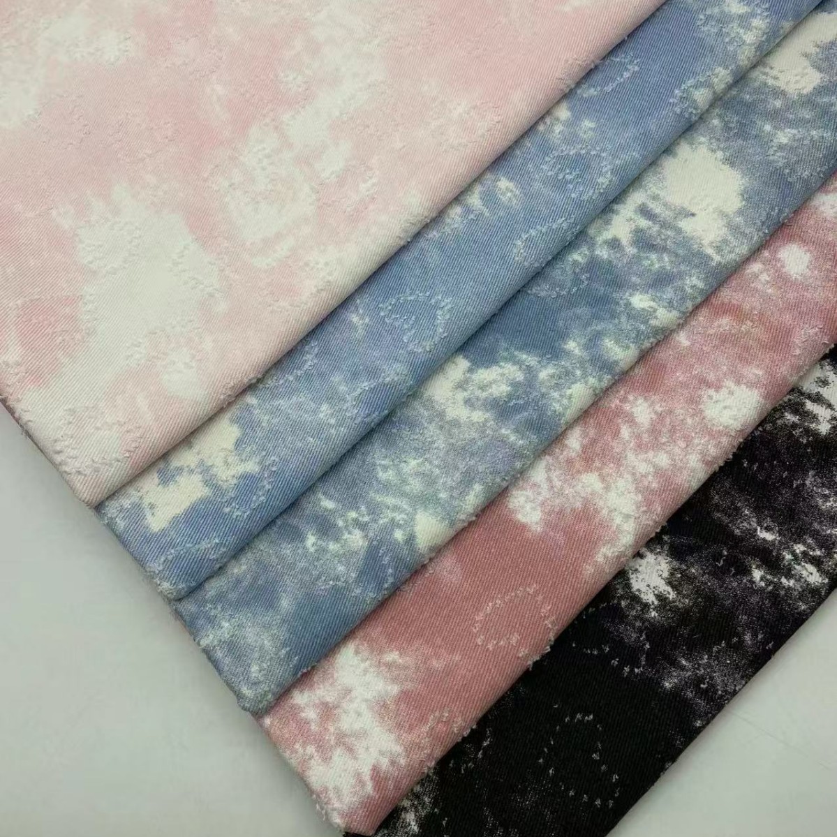 Blue Sky White Clouds Tie Dye  - Sewing Tie Dye 评论和价格